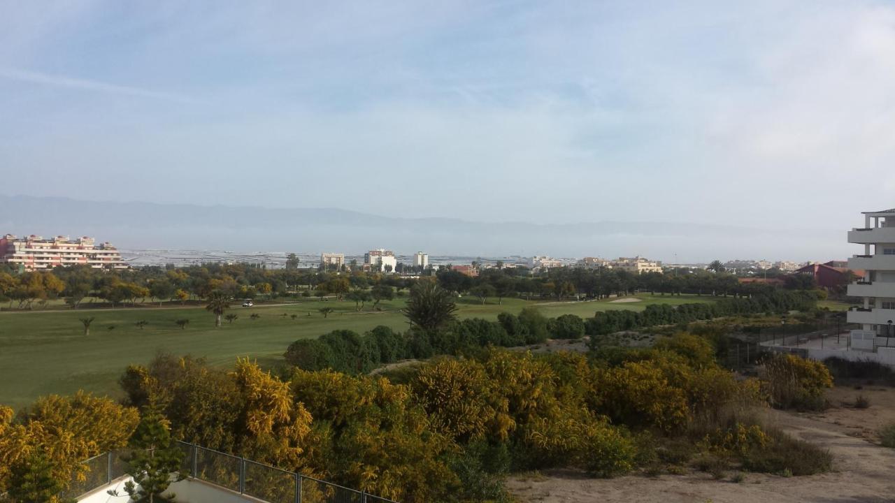 Playa Serena Mar Y Golf Roquetas de Mar Bagian luar foto